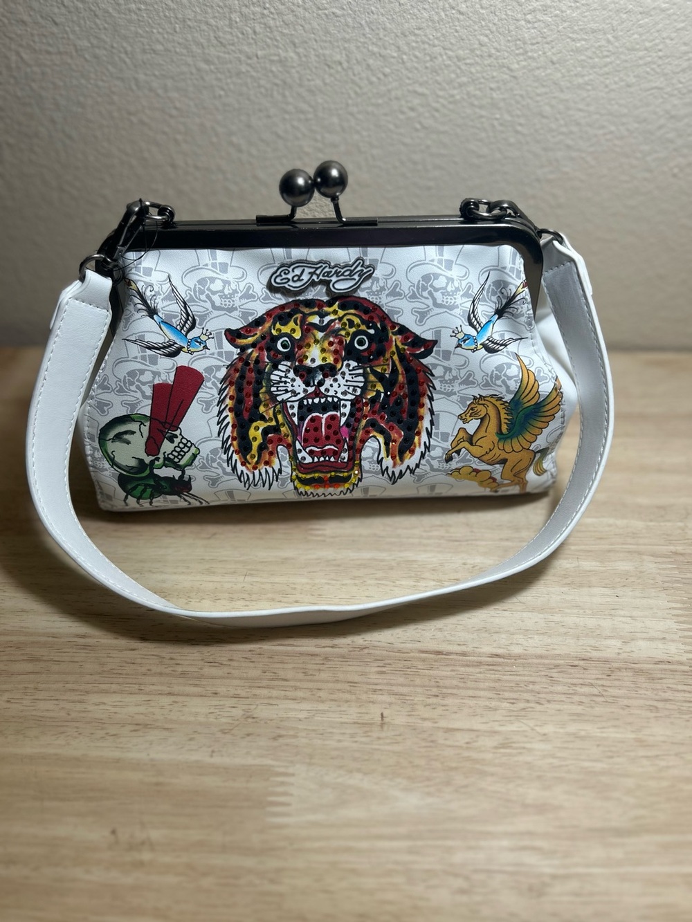 Ed Hardy White Tattoo Tiger Kiss Lock Barrel Bag NWT